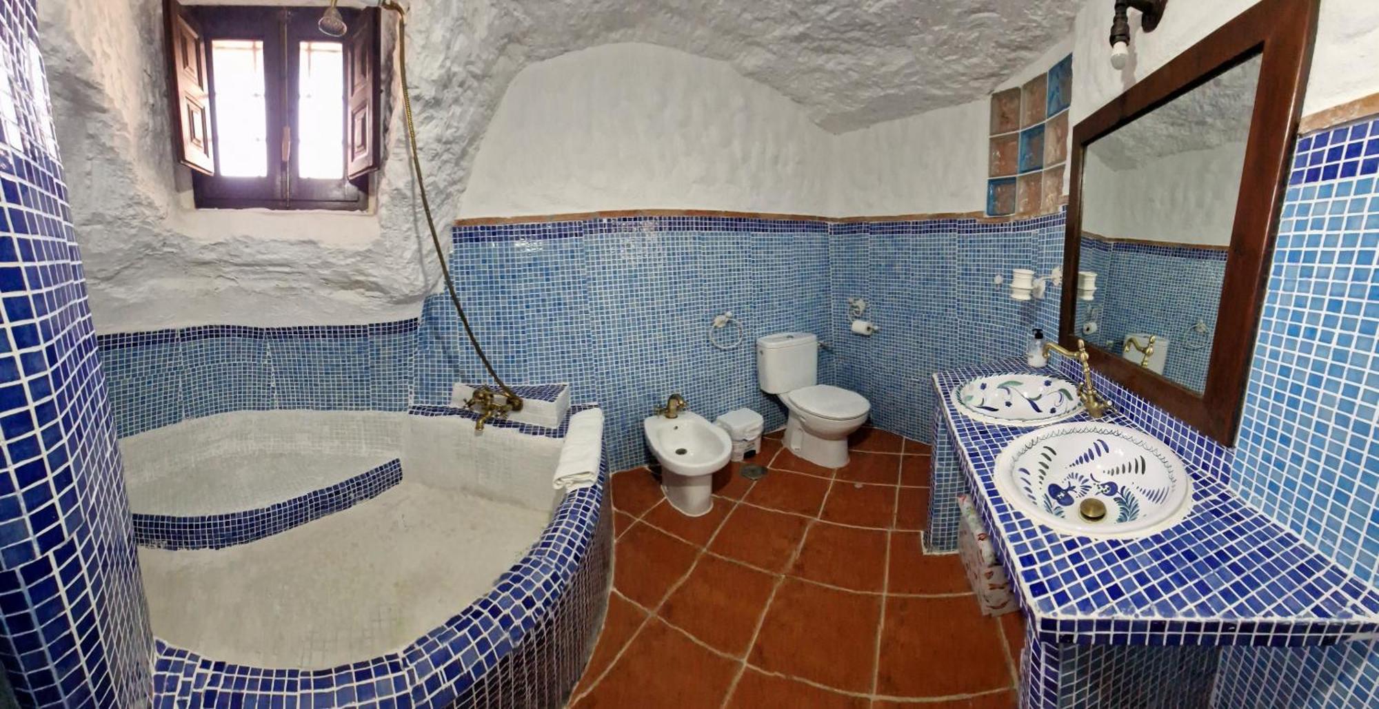 Casa Cueva Cascamorras "Capricho Andaluz" Baza Exterior foto
